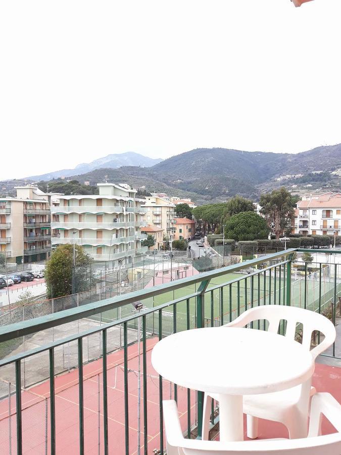 Hotel Geppi Pietra Ligure Eksteriør bilde