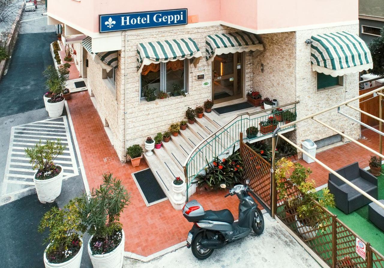 Hotel Geppi Pietra Ligure Eksteriør bilde